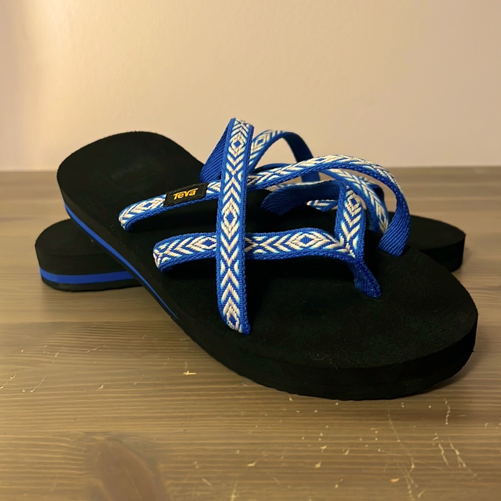 Teva Olowahu Strappy Flip Flop